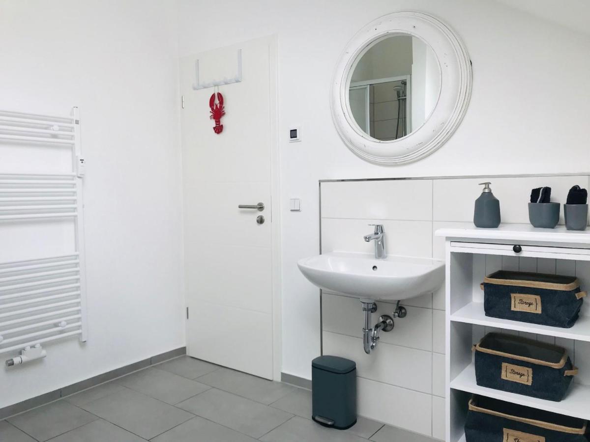 Moderne Ferienwohnung Mit Balkon, Meerblick - Ferienresidenz Zwei Boddenfewo 1-5 Lietzow Экстерьер фото